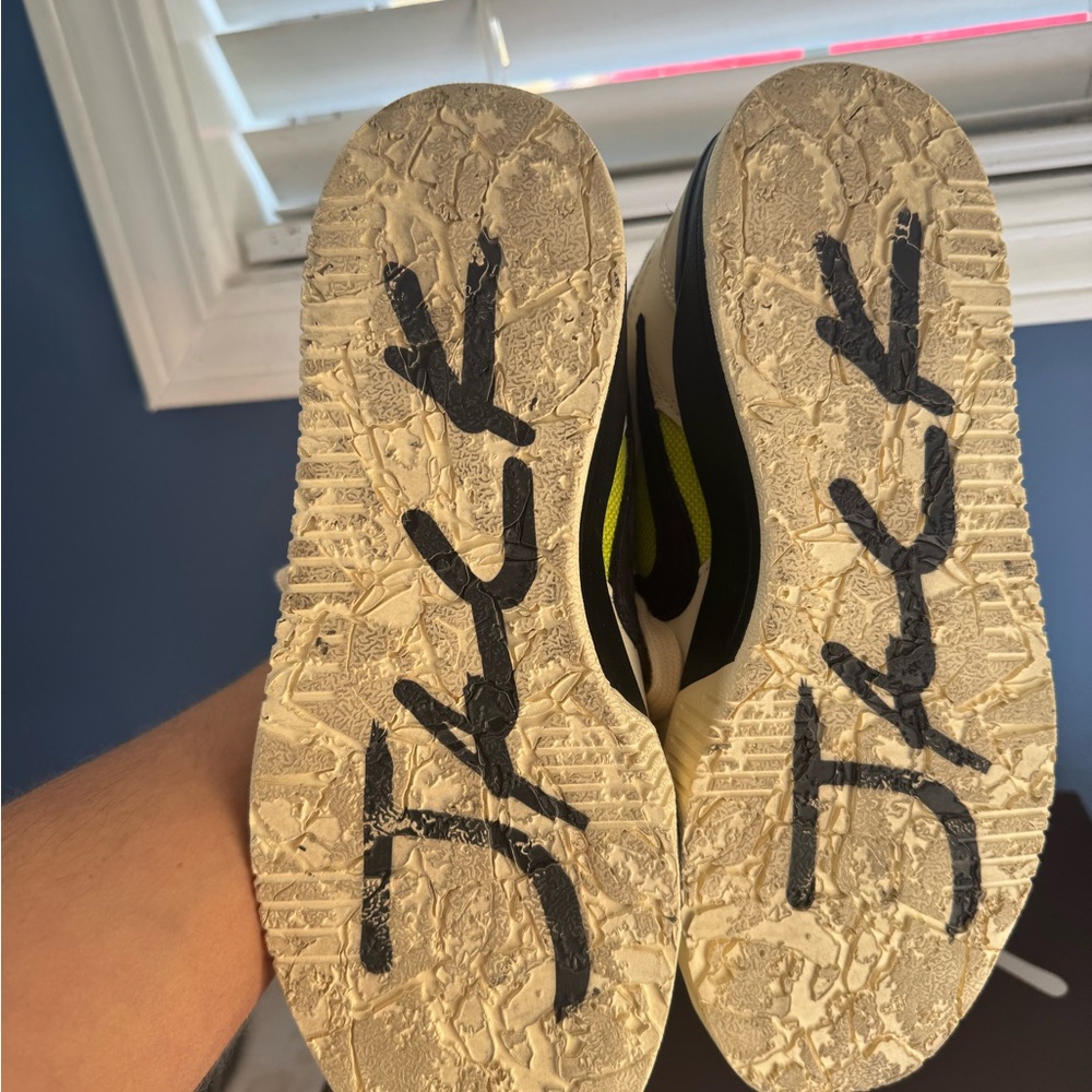 Travis Scott - Picture 3 of 4
